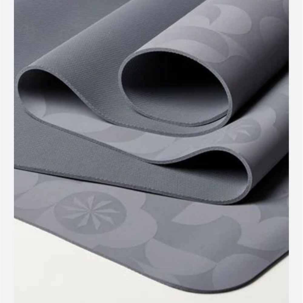 Athleta Yoga mat brand new